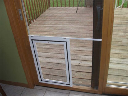 Security Boss Pet Door For Sliding Screen Door - Image 4