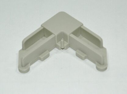 7/16 X 11/16 Square Cut Screen Corner (100 Pack)